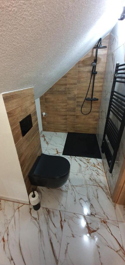 Apartmany Scarlett Mýto pod Ďumbierom Екстериор снимка